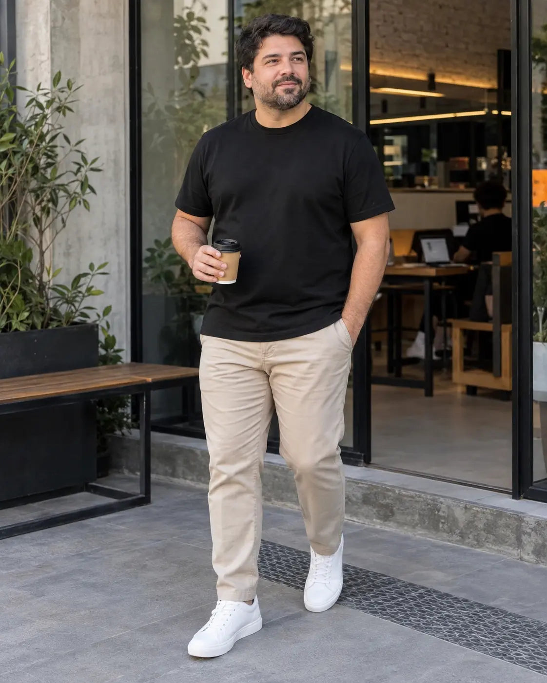 Camiseta masculina preta: como escolher e evitar que desbote