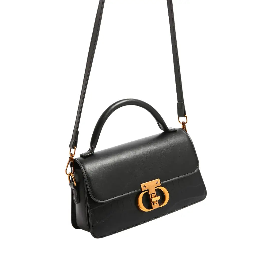 Bolsa feminina preta estruturada AVONNUE com alça tiracolo e fecho dourado, design elegante e atemporal.