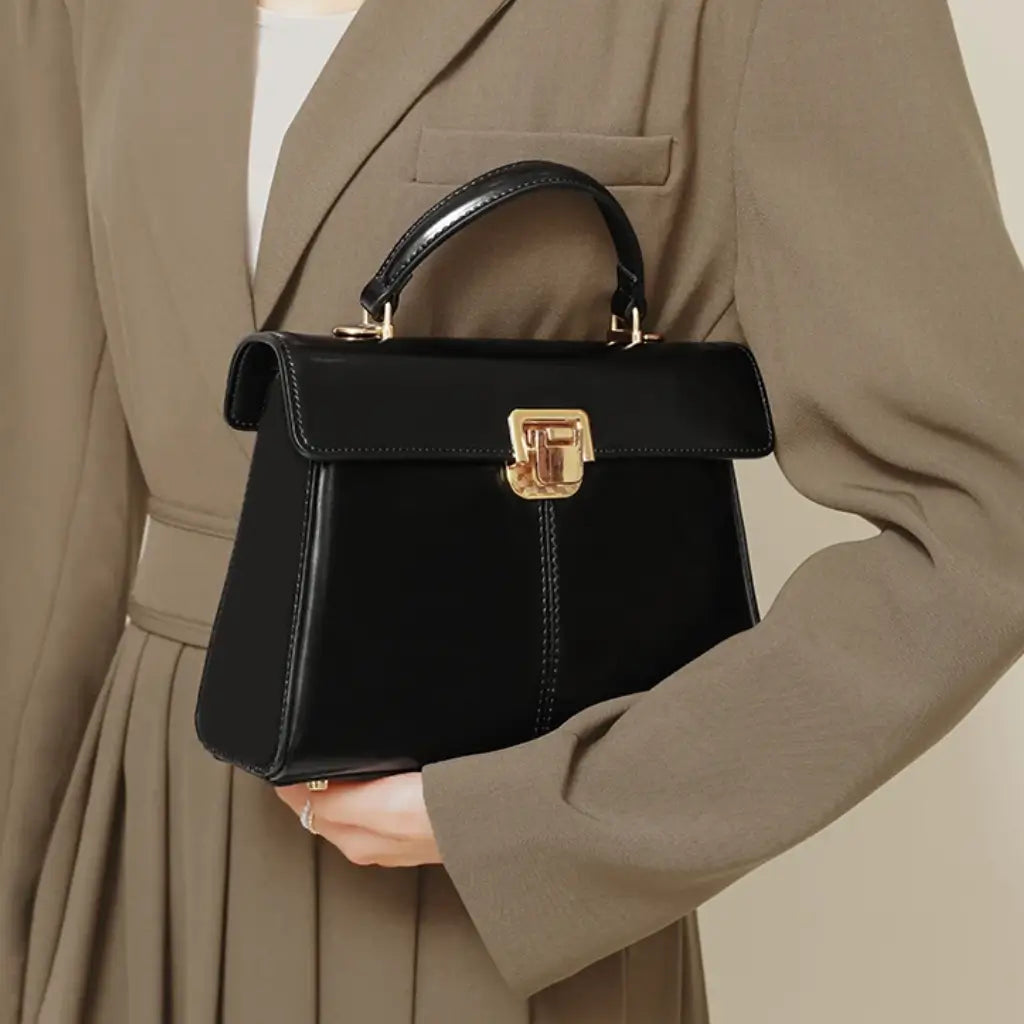 Bolsa Feminina de Couro Preta