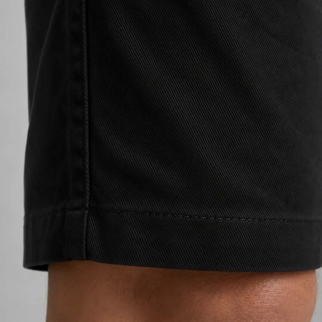 Bermuda Masculina em Sarja Preta