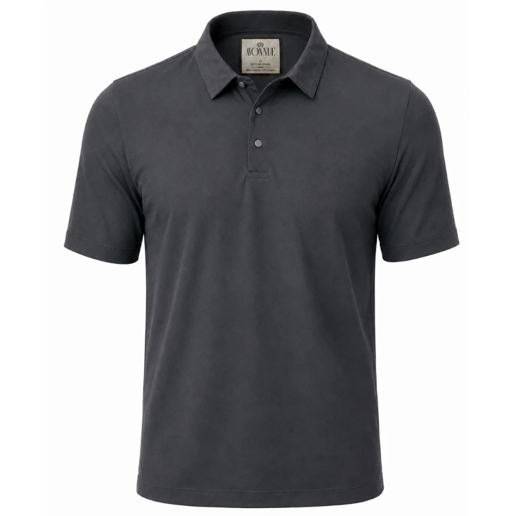 Camisa polo masculina tech cinza escuro frente em fundo branco