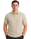 Camisa Polo Masculina TechVero Bege, vista de frente em fundo branco.