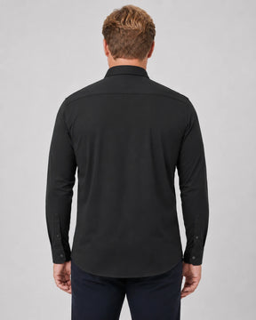 Camisa Social Masculina TechVitto Preta, vista de costas em fundo branco.