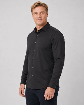 Detalhe do punho e botoes da Camisa Social Masculina TechVitto Preta.